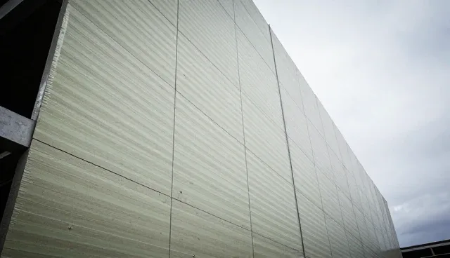 防火保温板在建筑领域的性能表现与实际应用分析